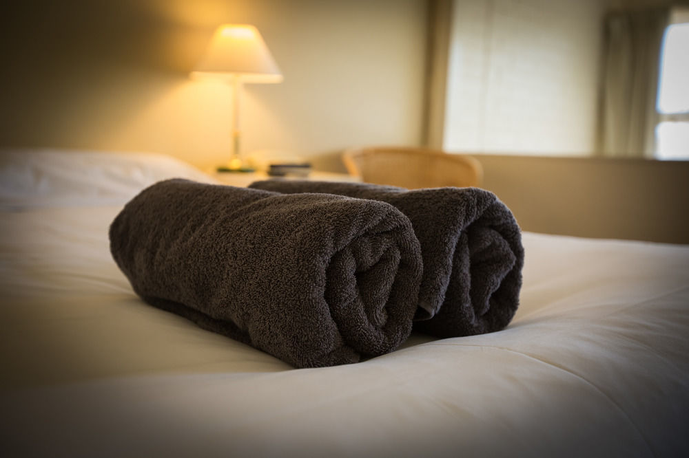 Abel Tasman Airport Motor Inn Лонсестън Екстериор снимка