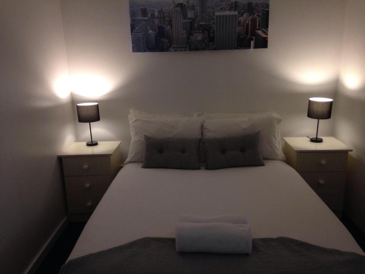 Abel Tasman Airport Motor Inn Лонсестън Екстериор снимка